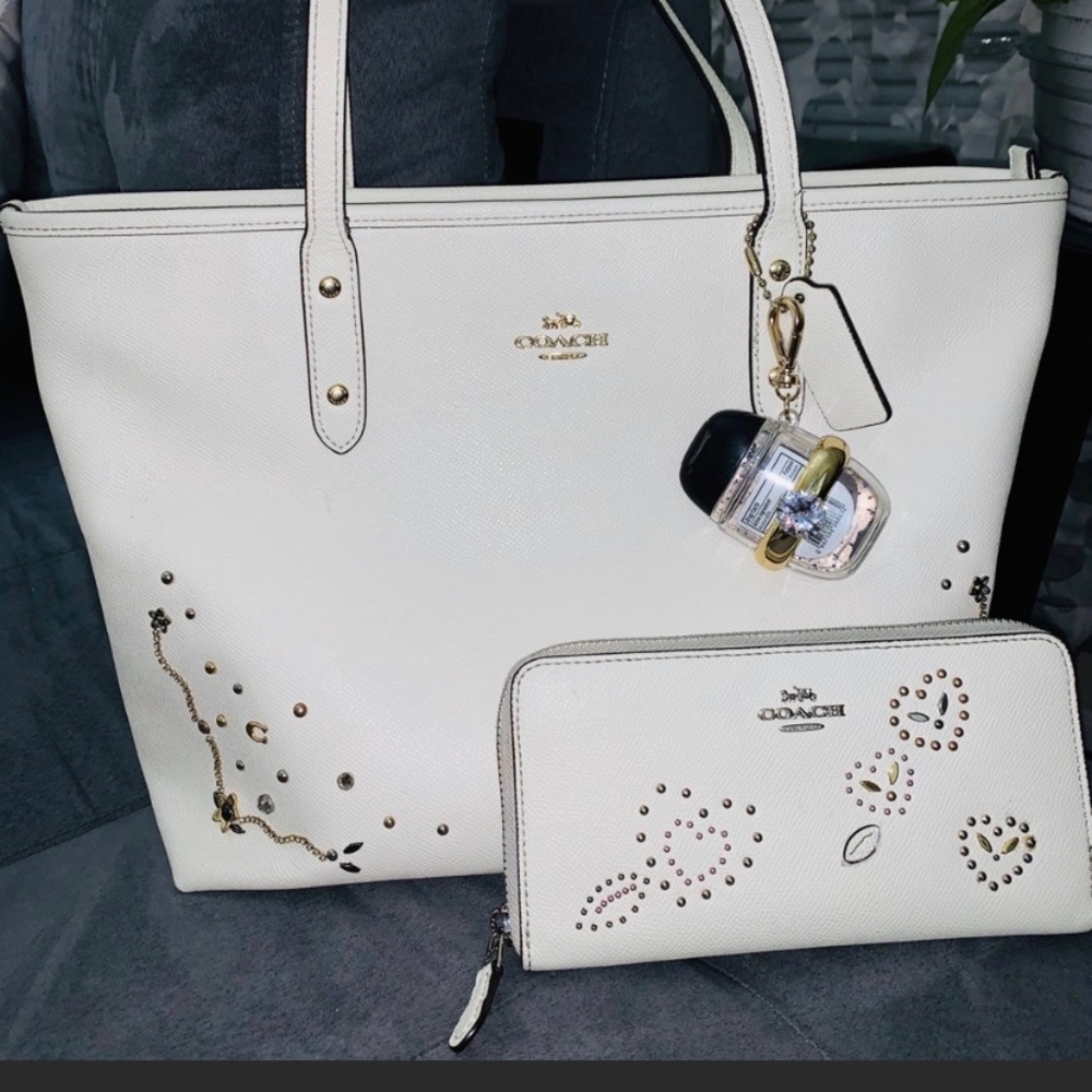 Coach wallet only